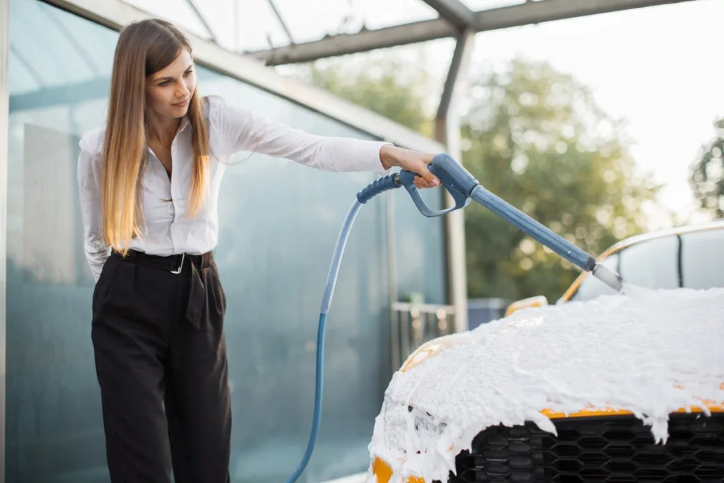 Dlaczego pierwsze 5 minut mycia auta ma największe znaczenie